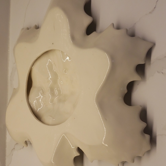 handmade Ceramic Serving Dish Poinsetta Shape 6 compartment plate 14" Diam - Picture 7 of 8